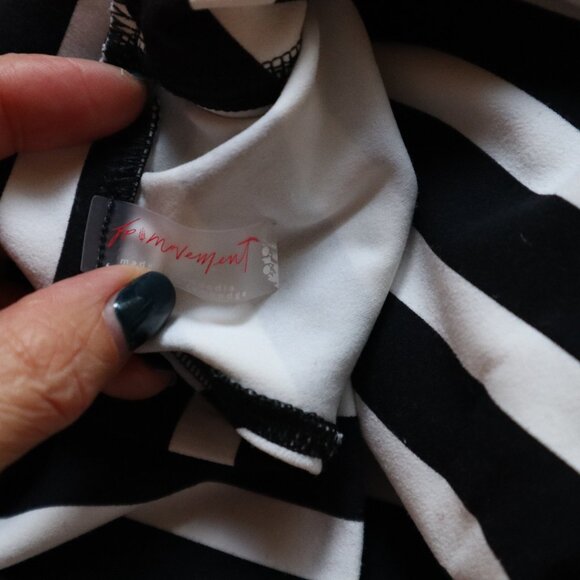 FP Movement Never Better Stripe Layer Size Medium - Picture 3 of 5